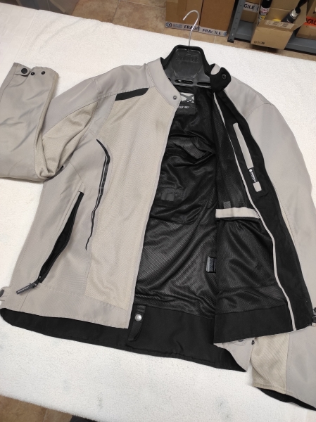 PSY-LAVAGGIO-ABBIGLIAMENTO-MOTO-PADOVA00015